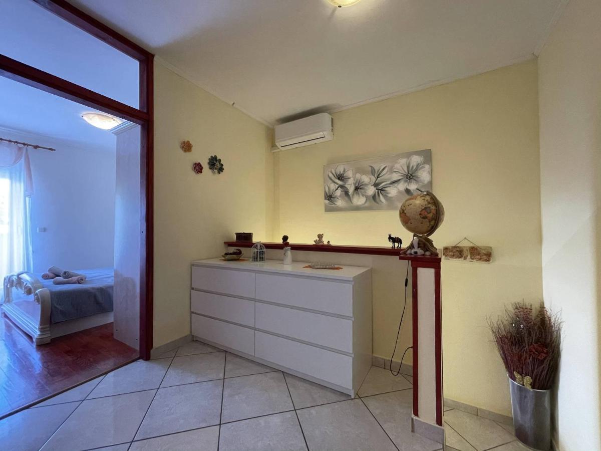 Apartment Malu Pola Esterno foto